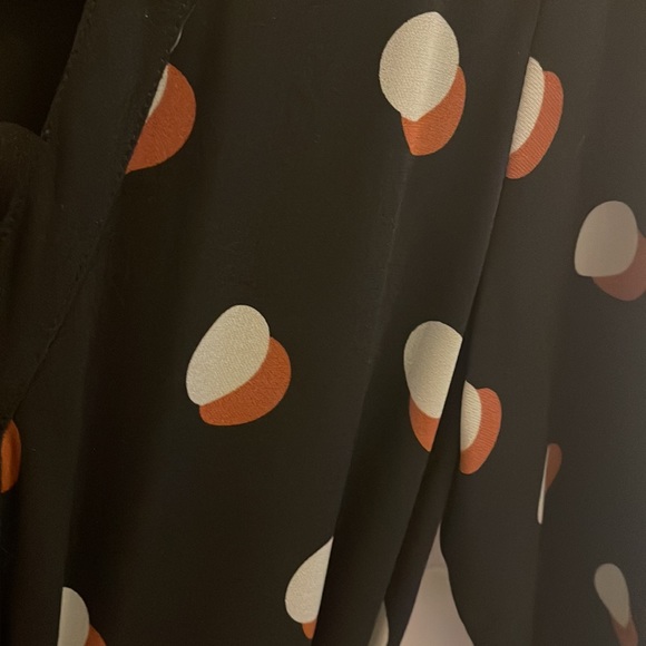 Versatile button down dress for work ..or after work! - Picture 2 of 4